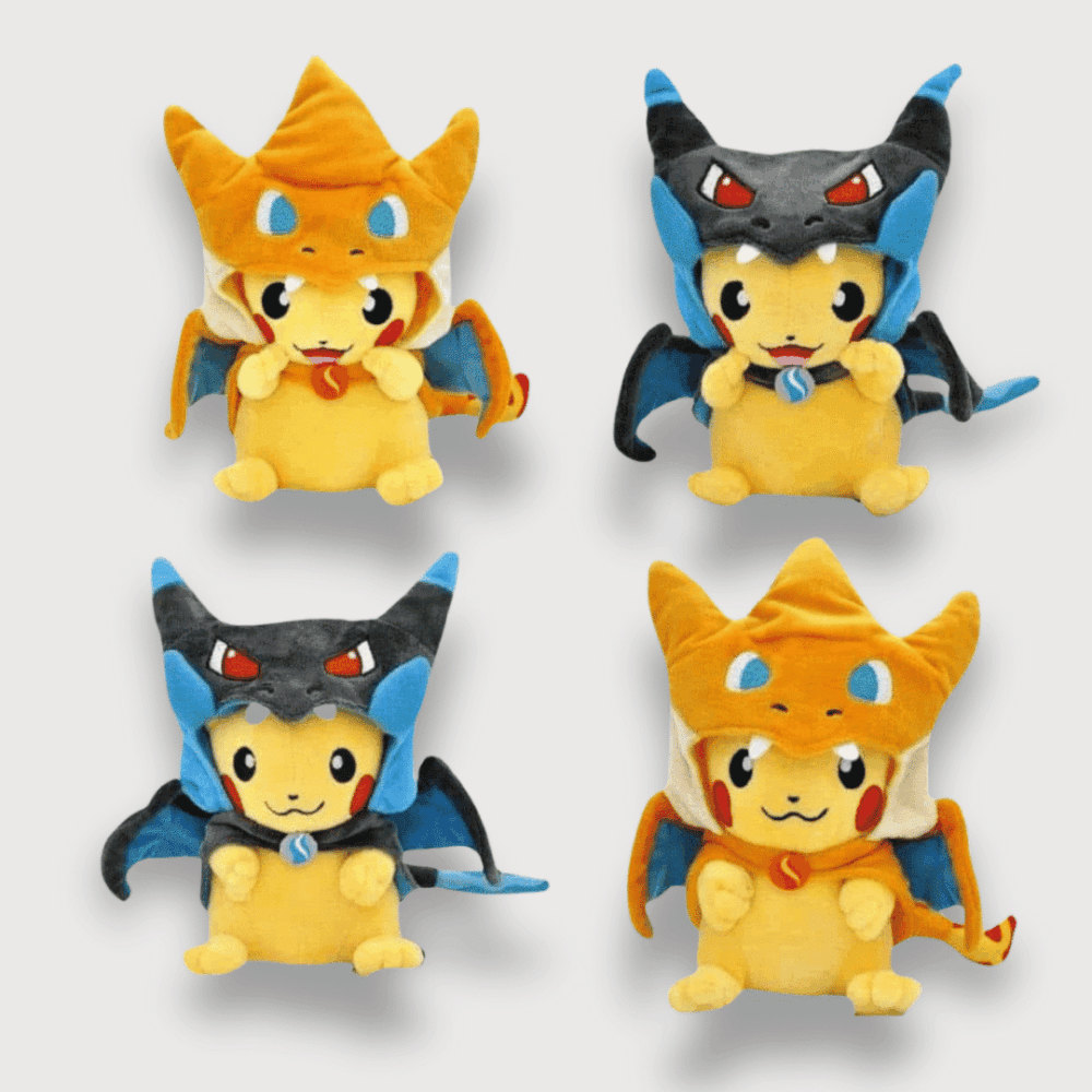 Doudou Pokemon Pikachu Déguisé en Dracaufeu : Quatre doudous Pikachu jaunes portant des capuches Dracaufeu orange et noir avec des ailes et des cornes.